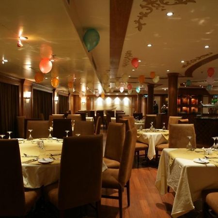 Nile Cruise 3 Nights From Aswan To Luxor Every Friday, Monday And Wednesday With Tours ภายนอก รูปภาพ