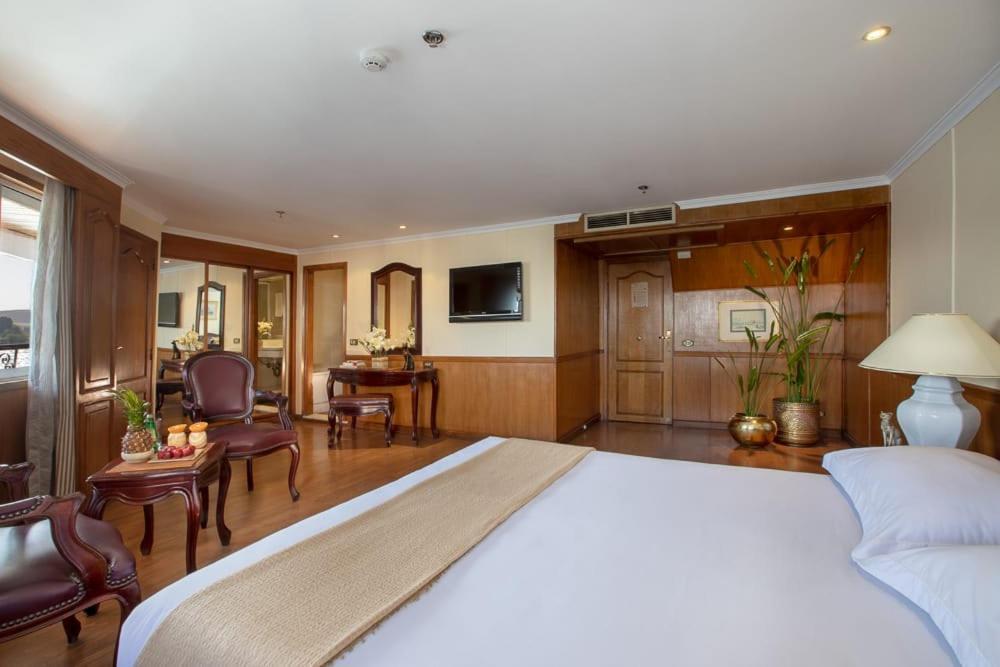 Nile Cruise 3 Nights From Aswan To Luxor Every Friday, Monday And Wednesday With Tours ภายนอก รูปภาพ