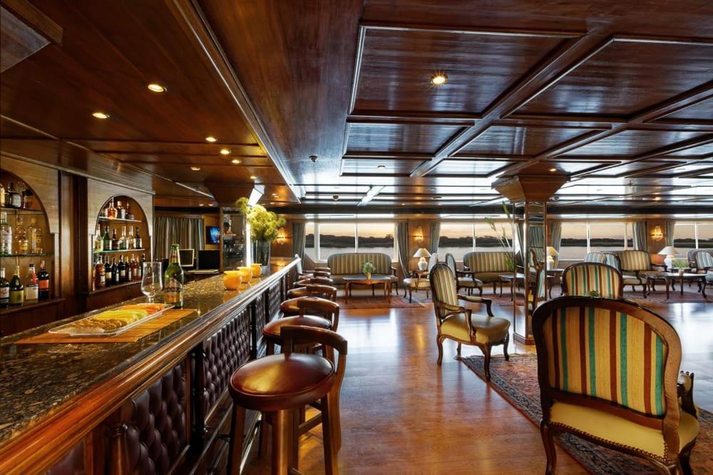 Nile Cruise 3 Nights From Aswan To Luxor Every Friday, Monday And Wednesday With Tours ภายนอก รูปภาพ